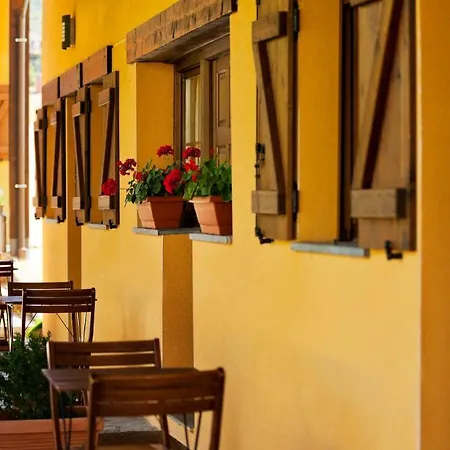 La Estibialla Country house Campo (Huesca)